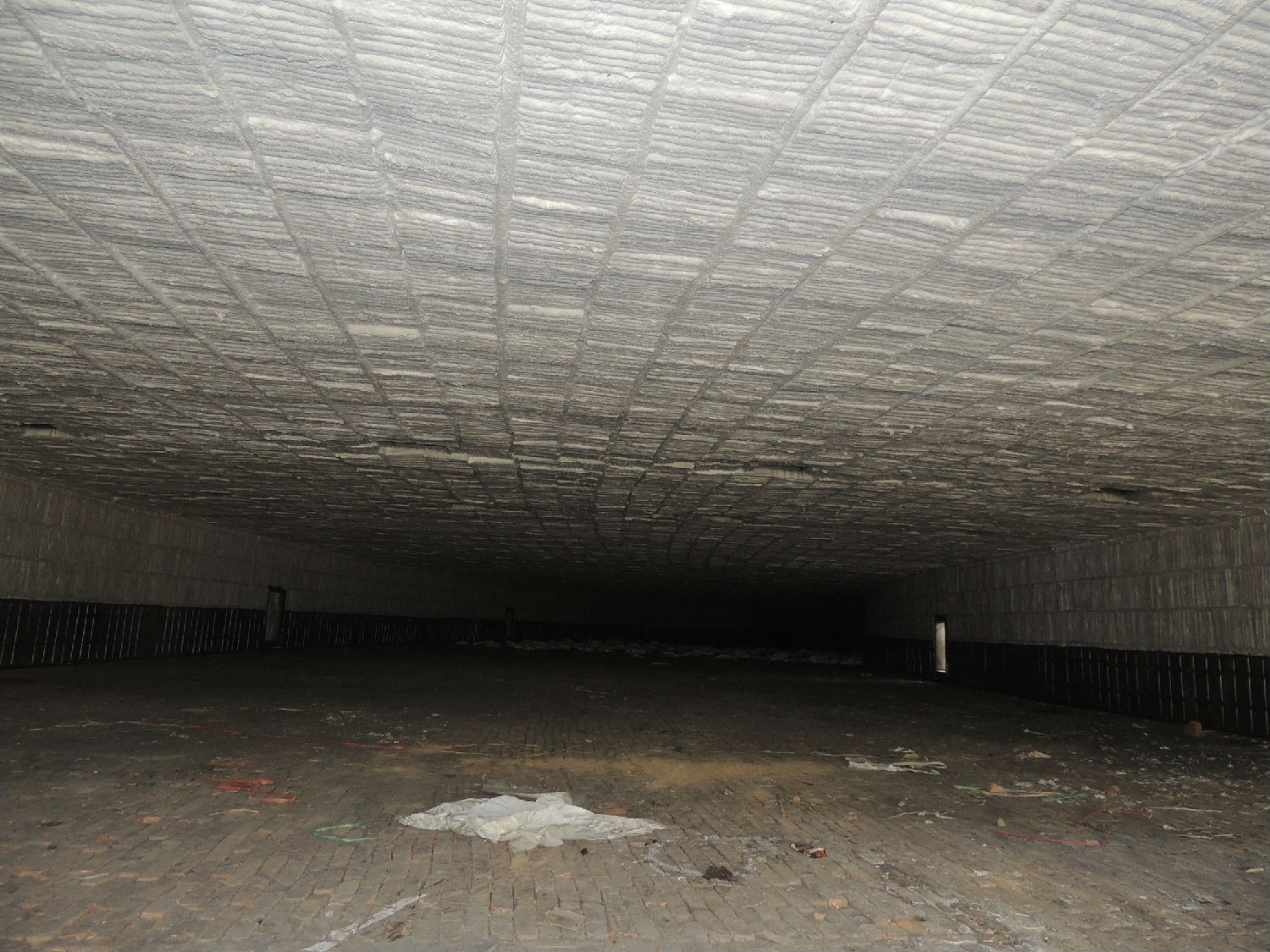 移動(dòng)隧道窯預熱帶保溫結構-火龍耐材提供