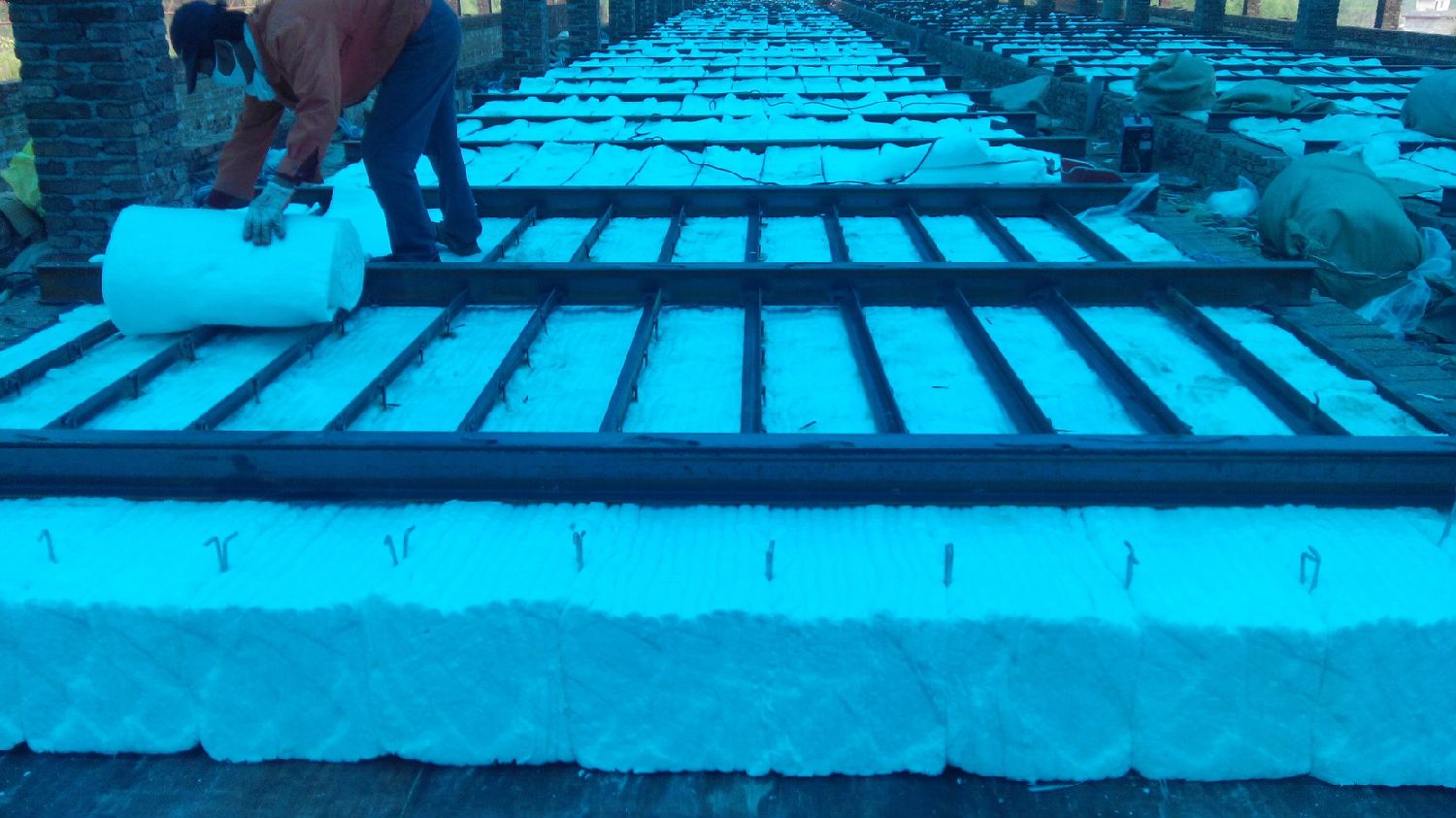 隧道窯燒成帶陶瓷纖維平吊頂-火龍耐材提供 隧道窯燒成帶陶瓷纖維平吊頂-火龍耐材提供