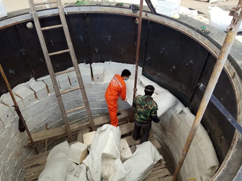 井式爐保溫層鋪毯折疊鋪設 井式爐保溫層鋪毯折疊鋪設